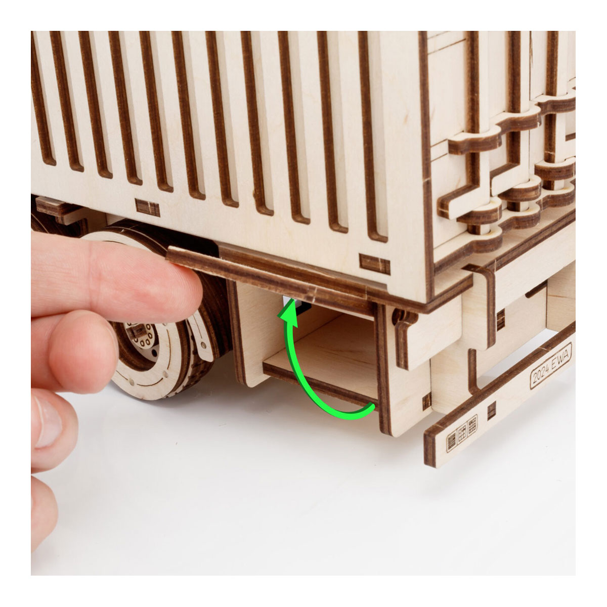 3D-Holzpuzzle Road King LKW mit Container